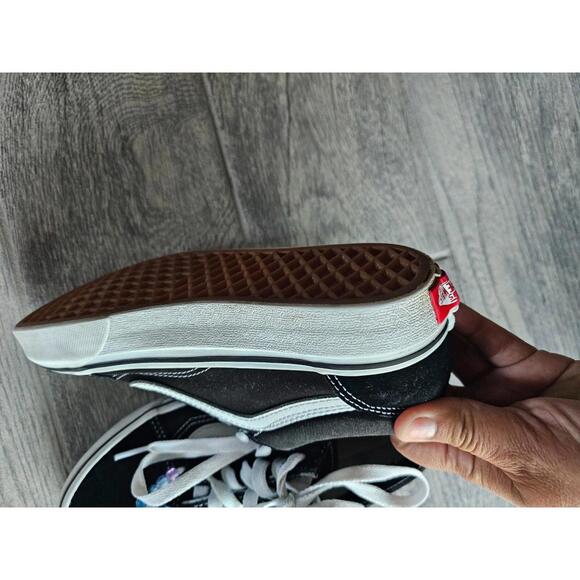 Vans Off the Wall Black Skateboard Shoes with Beads Size 4 Men's or 5.5 Women's - Picture 11 of 14